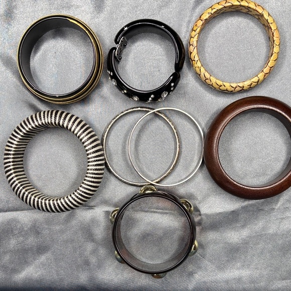 Elegant Women's Bangle Set - Black, Silver, Gold, Brown - Picture 1 of 8